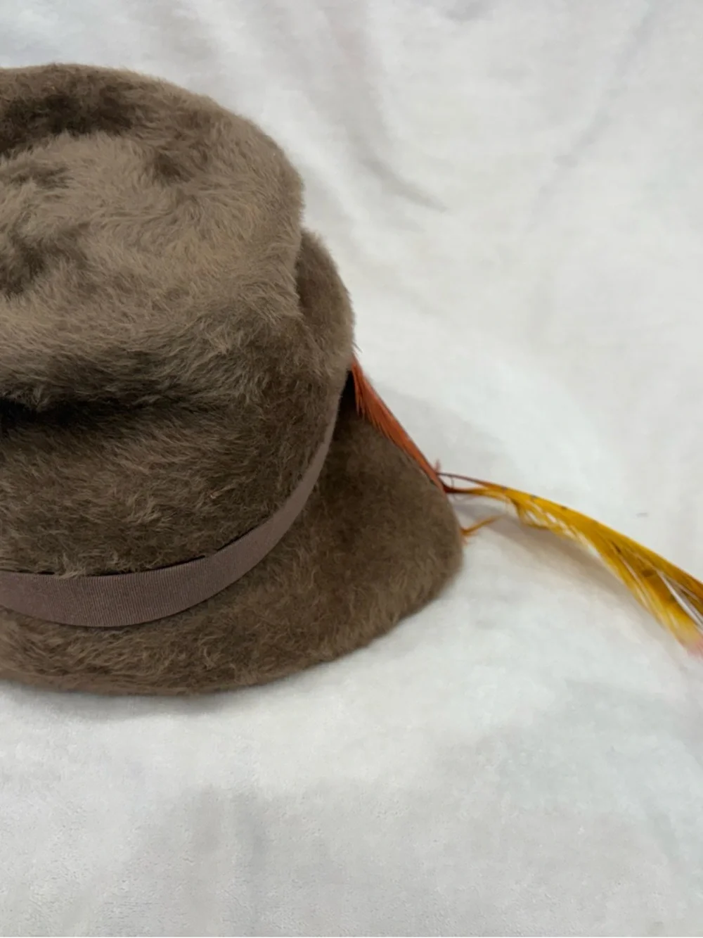 Rare Vintage imported fur Bucket Hat With Feather Inside Felt Size Medium - Picture 5 of 9